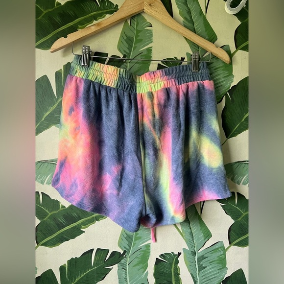 Vici Women’s Neon Tie Dye Harmony Top and Shorts Lounge Set Large - Picture 6 of 10